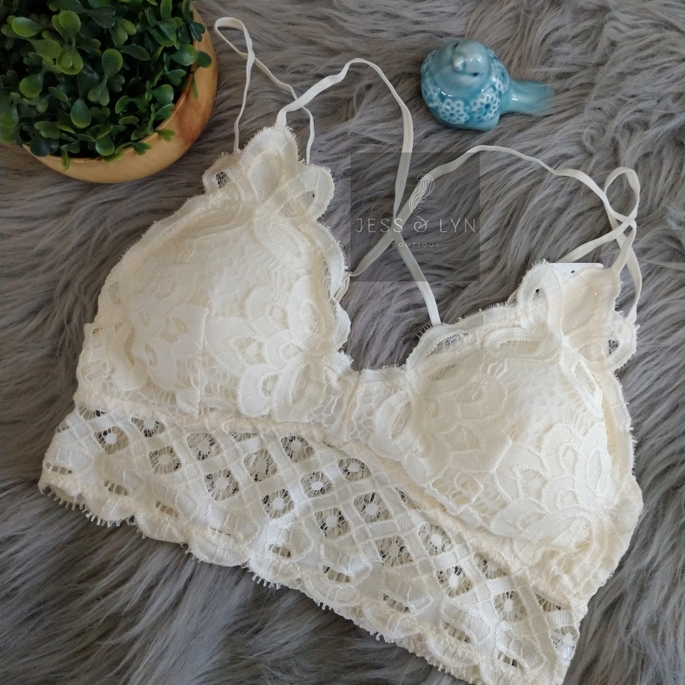 🆕JAZA- Crochet Lace Padded Bralette